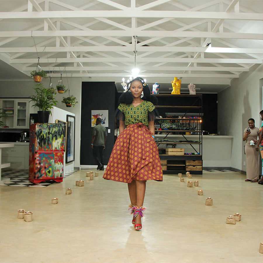 <span class="sg-popup-id-1044">Fashion Runway Show</span>